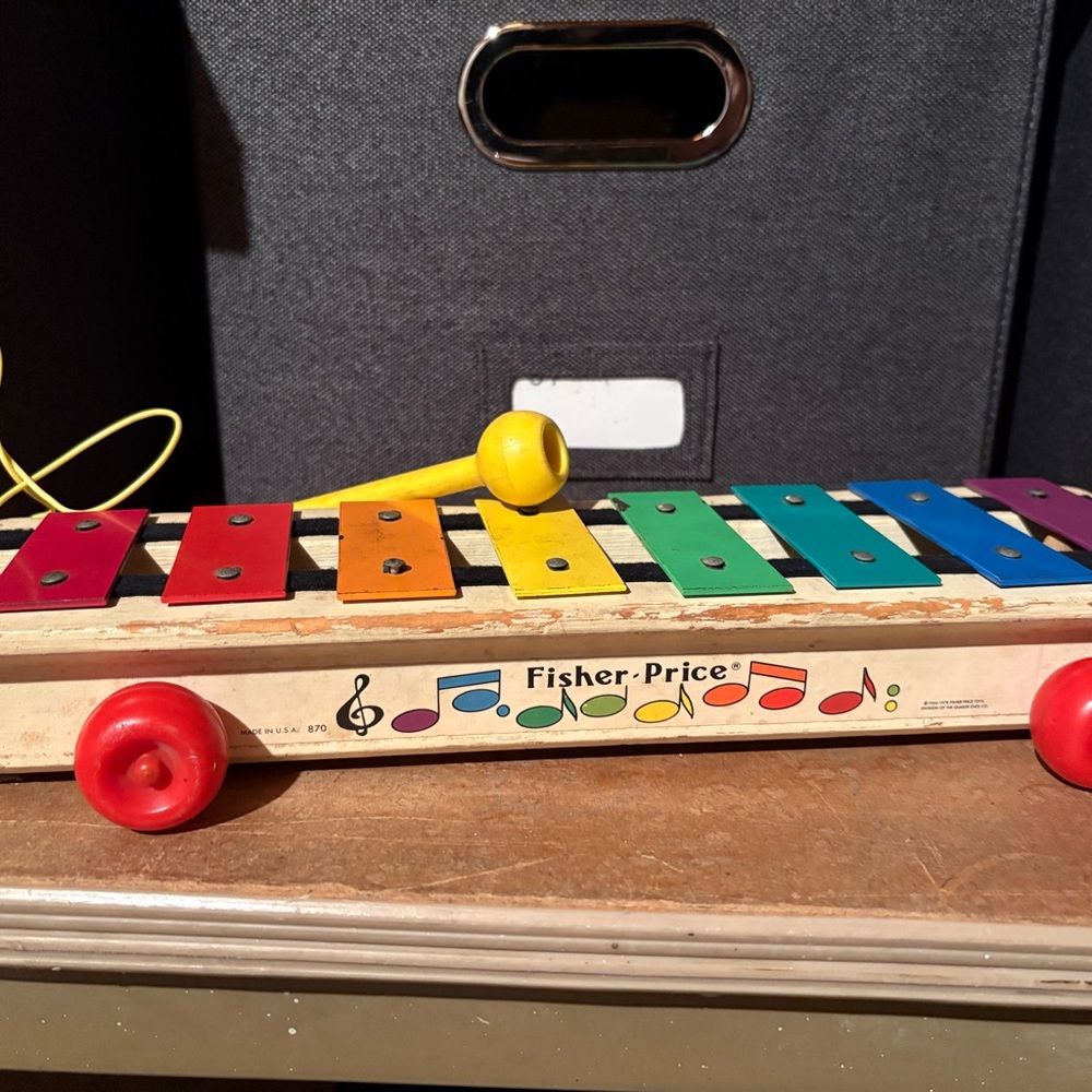 Vintage! Fisher-Price Rainbow Xylophone wooden Pull Toy